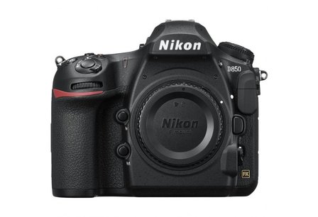 Nikon D850 + 24-120 mm F4.0 VR II Nano