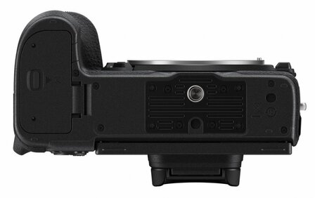  Nikon Z7 + Nikon Z 24-70mm F/4.0 S + FTZ II adapter