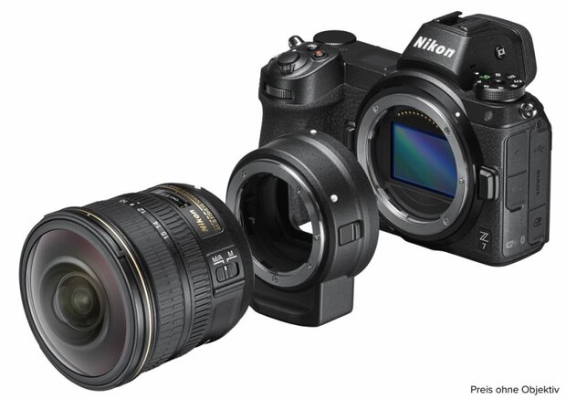 Nikon Z7 Vollformat Systemkamera mit FTZ Adapter