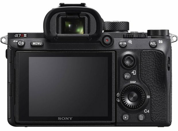 SONY Alpha 7R IV 35-mm-Vollformatkamera mit Autofokus ( ILCE-7RM4 ) + Sony FE 100–400 mm f4,5–5,6 GM OSS