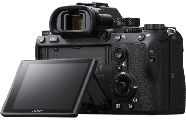 SONY Alpha 7R IV 35-mm-Vollformatkamera mit Autofokus ( ILCE-7RM4 ) + Sony FE 100–400 mm f4,5–5,6 GM OSS