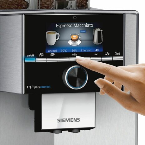 Siemens Kaffee-Vollautomat TI9575X7DE EQ.9 plus connect s700 Silber-Schwarz