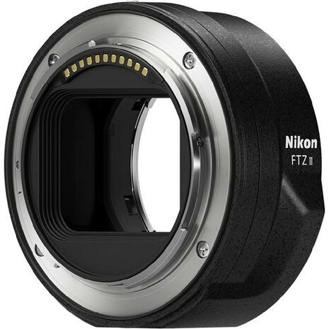  Nikon Z7 + Nikon Z 24-70mm F/4.0 S + FTZ II adapter